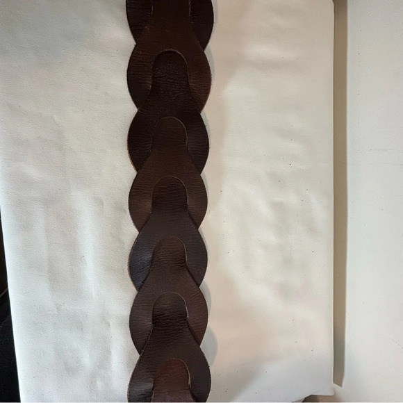 OLD NAVY Sz L-XL Leather Belt J-Hook Closure Intertwined Loops Vintage O-ring - Picture 5 of 5